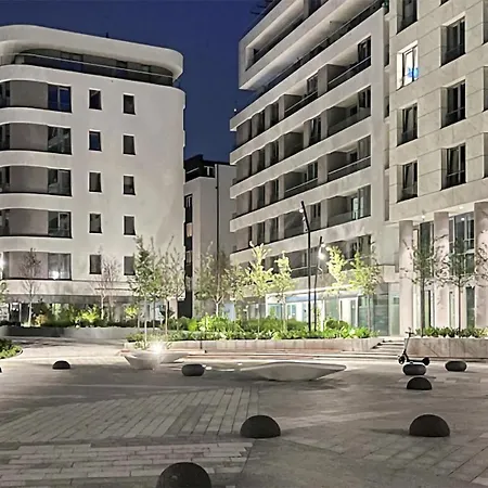 1 Bedroom Awesome In *